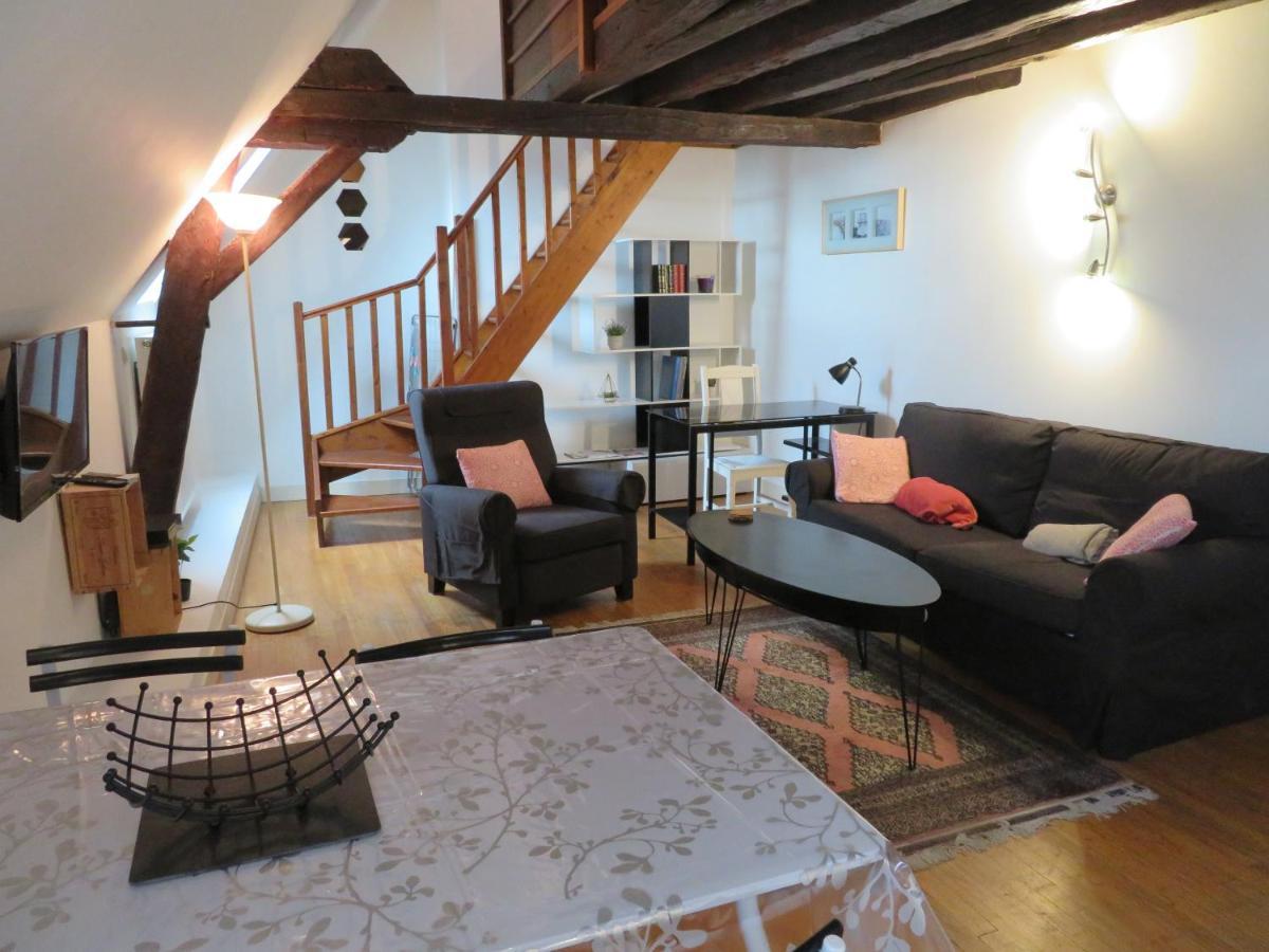 Loft De 53 M2 Centre Ville Blois,Tv Exterior foto